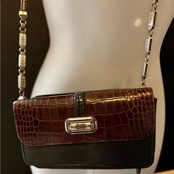 Elegant Black and Brown Leather Shoulder Bag - Picture 2 of 8